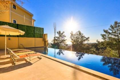 Villa Doğa Meşe | Kalkan 5 Yatak Odalı Villa