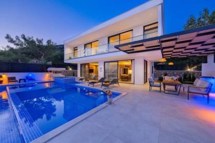 Villa Dolce Deluxe | Kalkan Çift Jakuzili Villa Kiralama