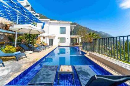 Villa Mamma Mia | Kalkan Çift Jakuzili Villa