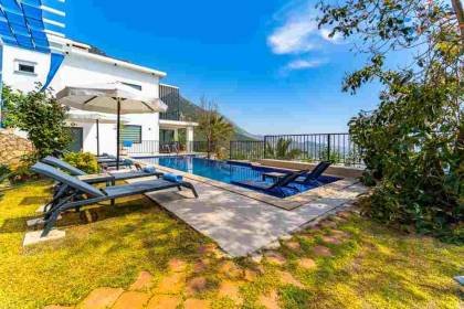 Villa Mamma Mia | Kalkan Çift Jakuzili Villa