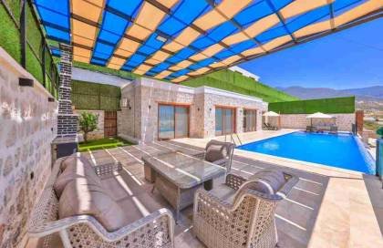 Villa Mamma Mia | Kalkan Çift Jakuzili Villa