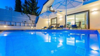 Villa Poli | Üzümlü