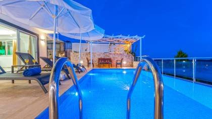 Villa Poli | Üzümlü