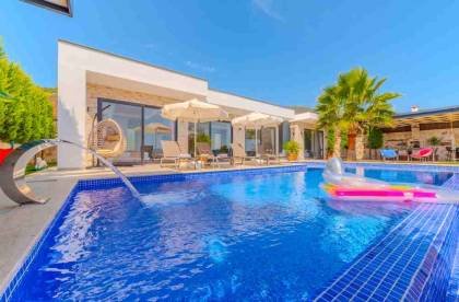 Villa Ruzanna | Kalkan Jakuzili Villa Kiralama
