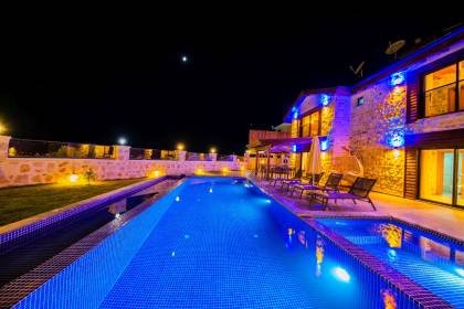 Villa Zümra | Kalkan Geniş Aile Villası