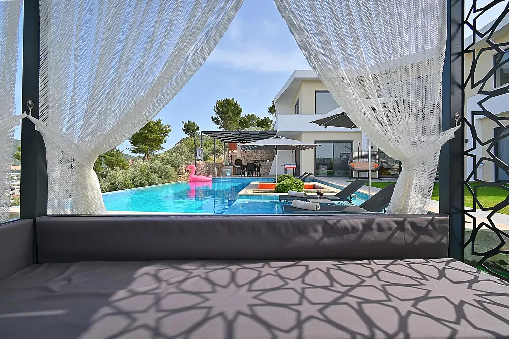 Villa Glass House