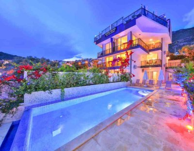 Villa Hatice Sultan 2 | Deniz Manzaralı Villa Kiralama